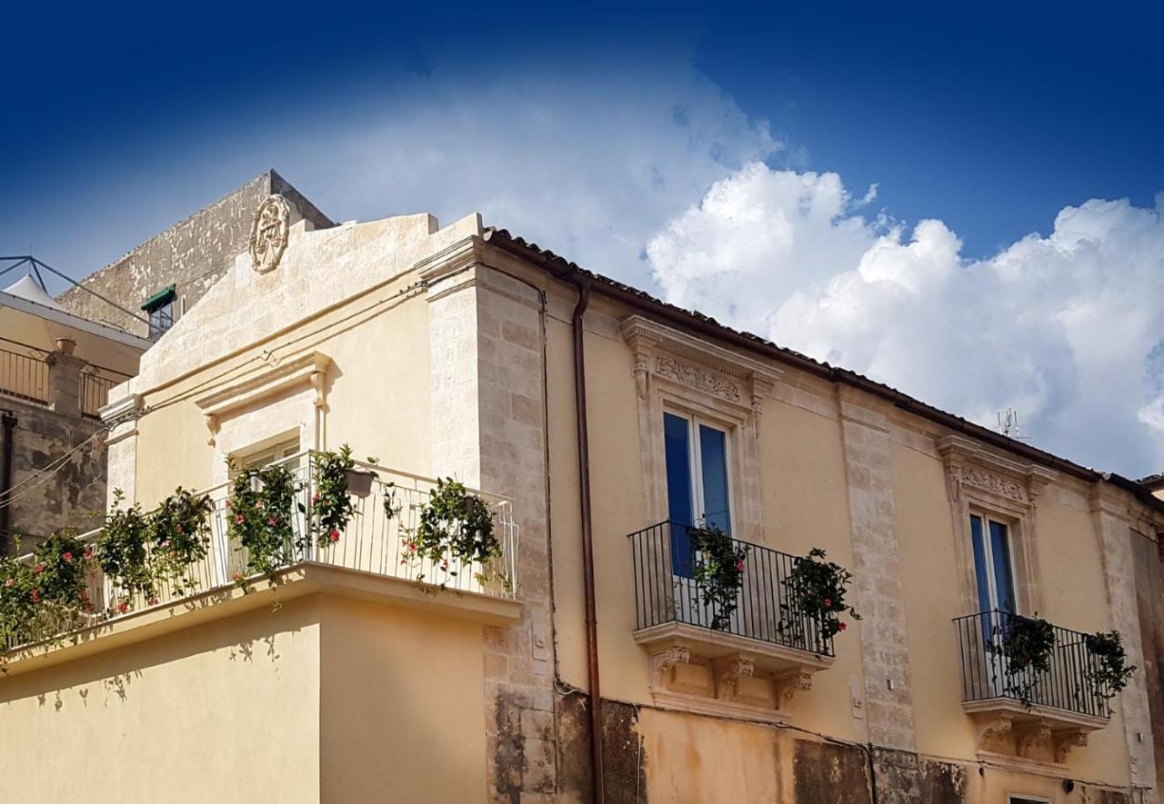 Casa Dei Giurati Palazzolo Acreide Exterior foto
